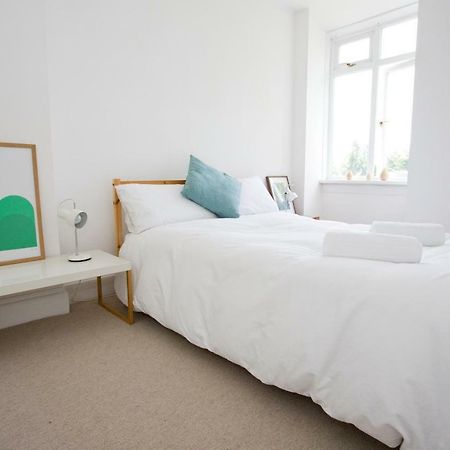 Bright 2 Bedroom Apt - Great Location - Free Parking Bournemouth Exteriér fotografie
