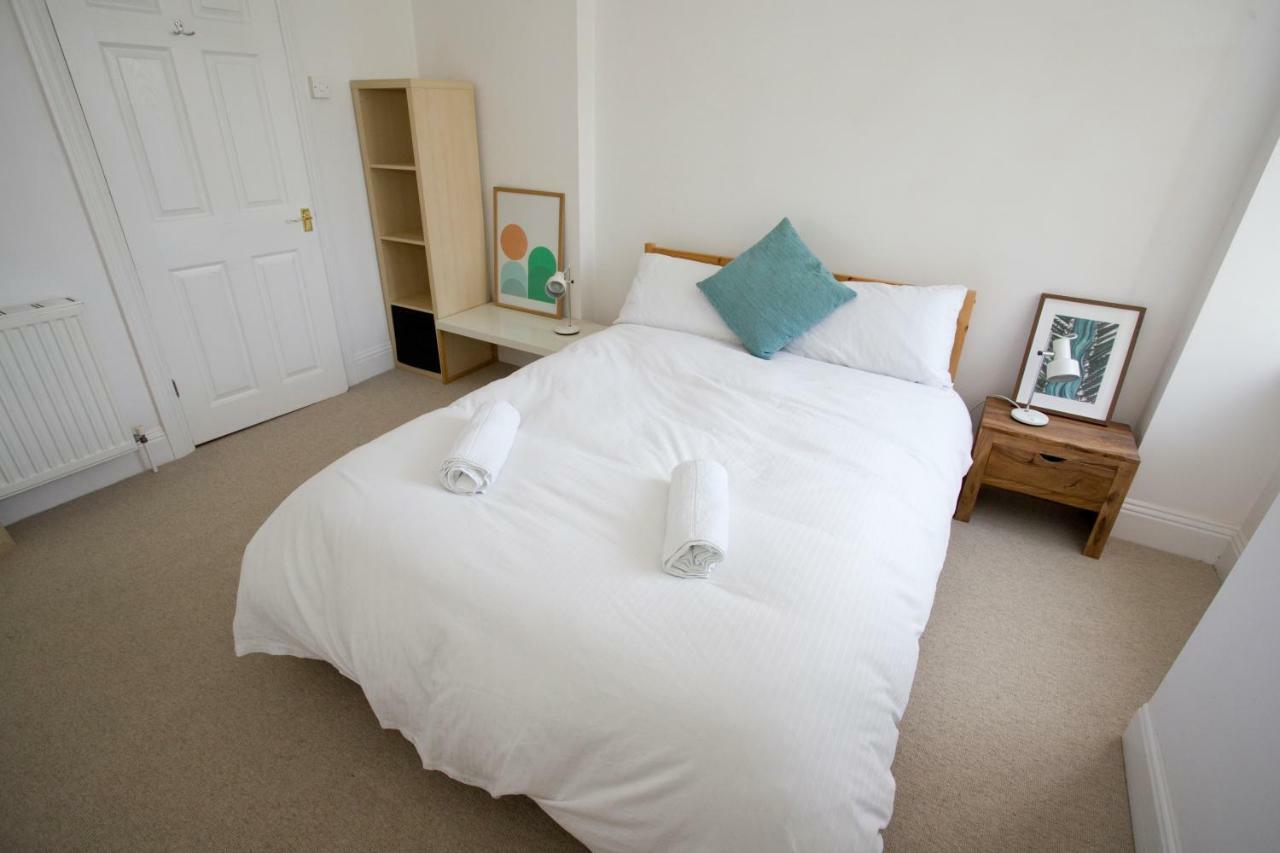 Bright 2 Bedroom Apt - Great Location - Free Parking Bournemouth Exteriér fotografie